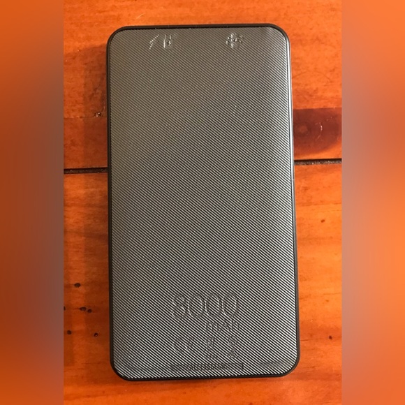 NWT mophie Dual Port >29hr Charge Portable Battery Power Station w/ USB-C Cord - Picture 4 of 7